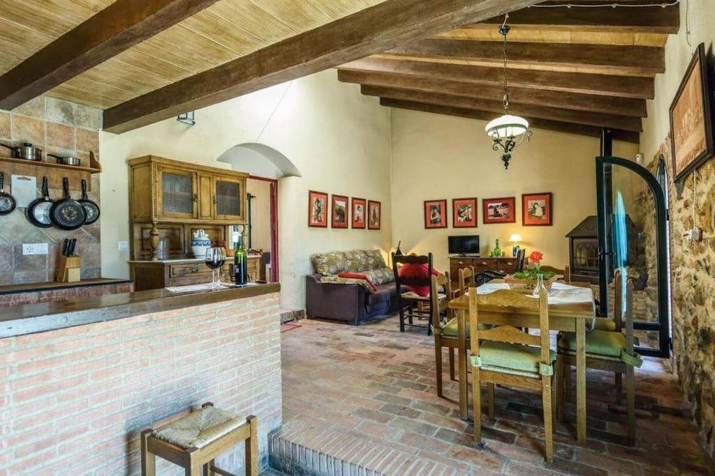 拉普埃夫拉德洛辛凡特斯Casa Cortijo En Dehesa Sierra Leon别墅 外观 照片