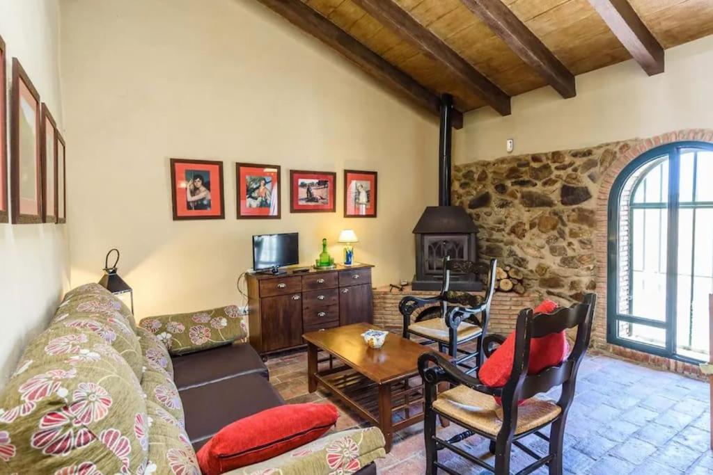 拉普埃夫拉德洛辛凡特斯Casa Cortijo En Dehesa Sierra Leon别墅 外观 照片
